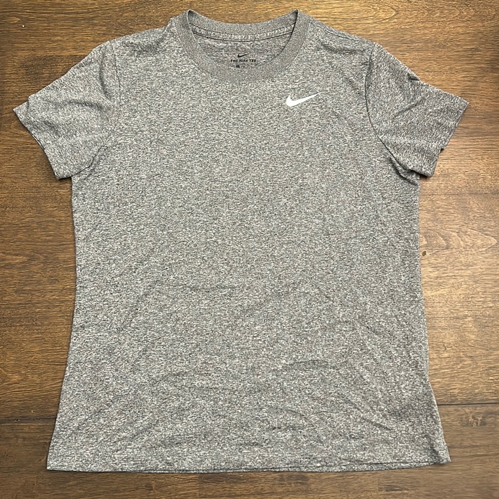 Nike dri-fit grey t shirt, size medium